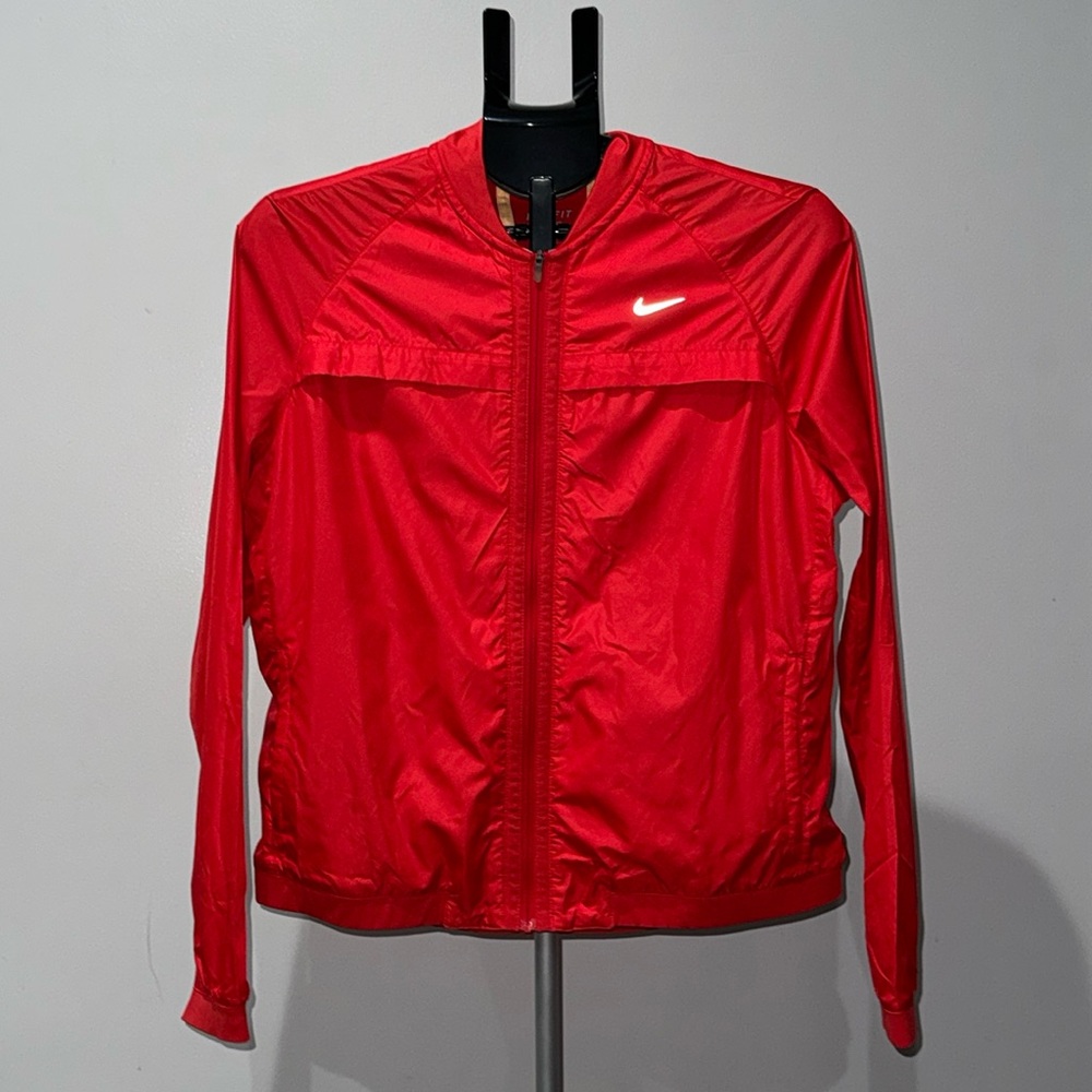 NIKE WOMENS RUNNING JACKET  LARGE.